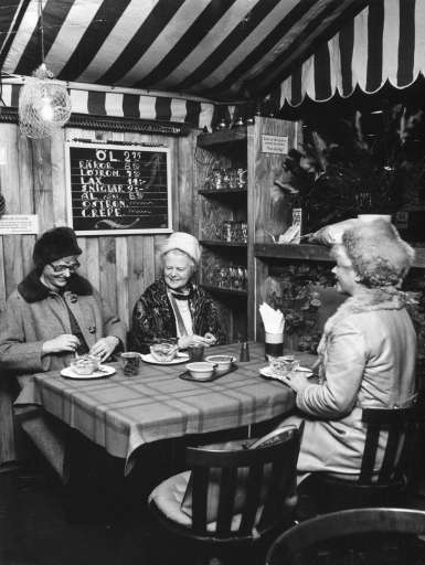 Historical Interior Lisa Elmqvist_restaurant